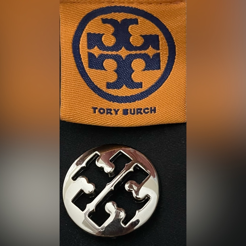 Tory Burch buttons